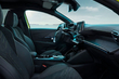 Огляд Peugeot e-208: Оновлений електричний хетчбек фото 6