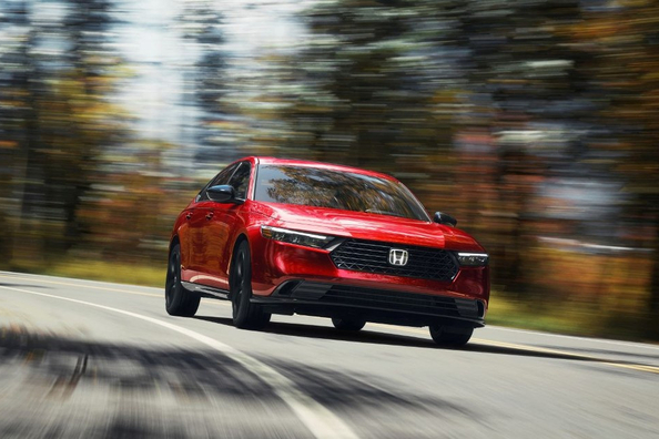 Honda Accord XI покоління: Огляд елегантного седана Фото 1