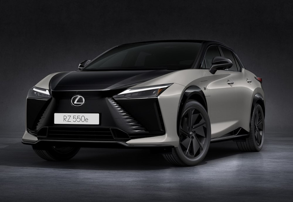 Lexus RZ 550e F Sport 2025: Огляд спортивного електрокросовера