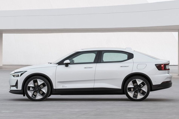 Огляд оновленого Polestar 2: Електромобіль нового рівня Фото 3