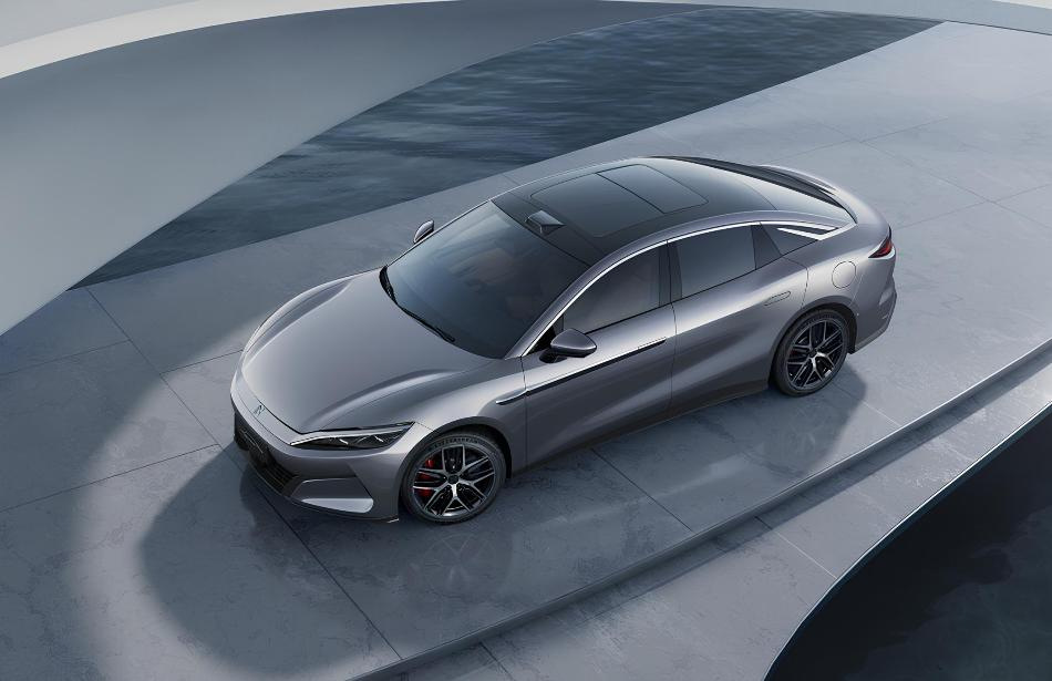 BYD Han L Electric: Огляд преміального седана