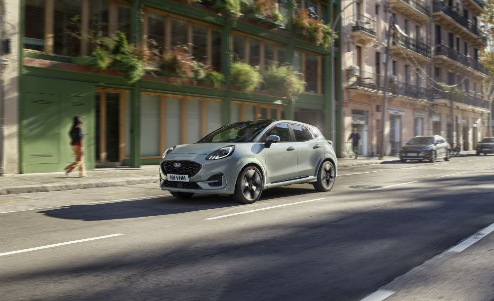 Огляд Ford Puma 2025: Оновлений стиль і динаміка