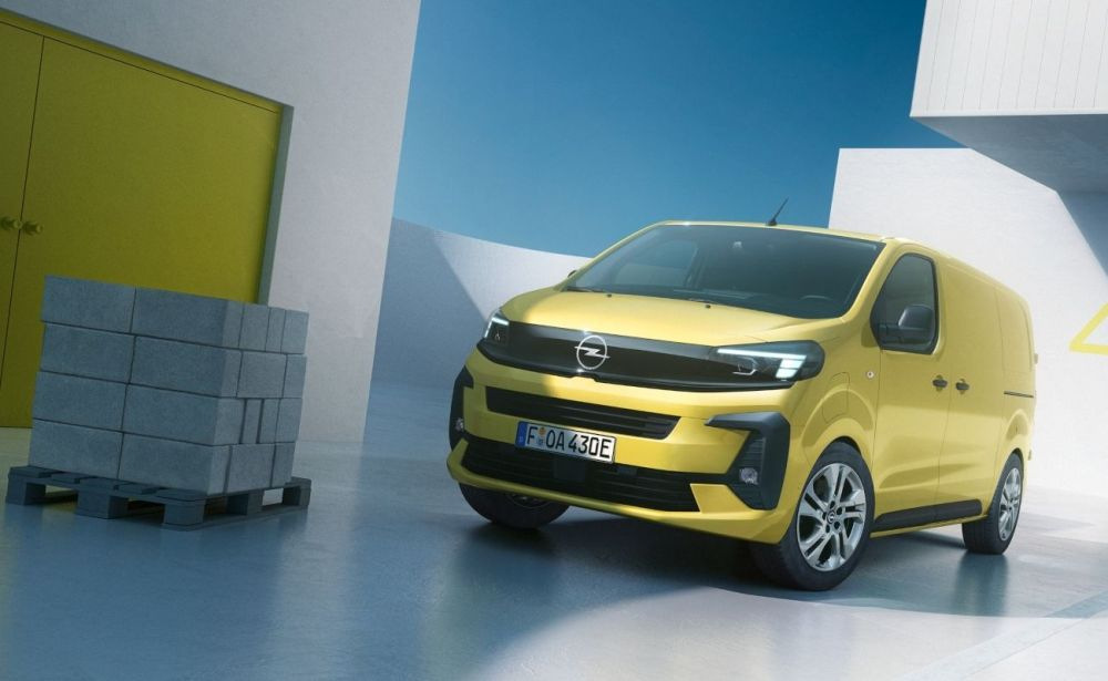 Огляд Opel Vivaro: Оновлений дизельний фургон