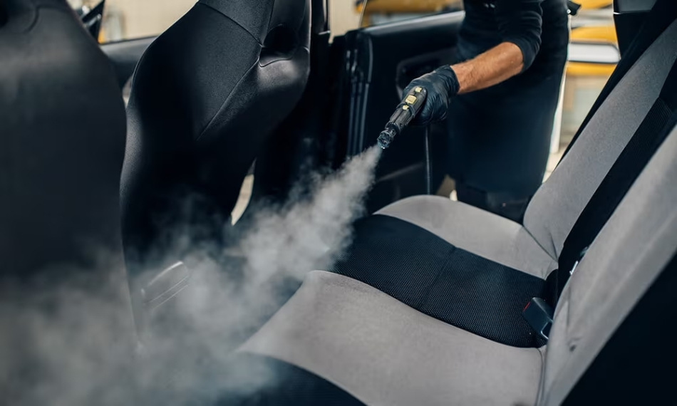 Як очистити прокурений салон автомобіля?