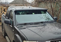 Nissan Navara 2006-2015 рр. Козирьок на лобове скло (на рамі) фото 1