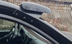 Nissan Navara 2006-2015 рр. Козирьок на лобове скло (на рамі) фото 3