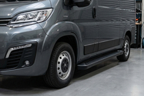 Citroen Jumper 2007-2025 рр. Бокові пороги Allmond Black (2 шт., Алюміній) фото 1