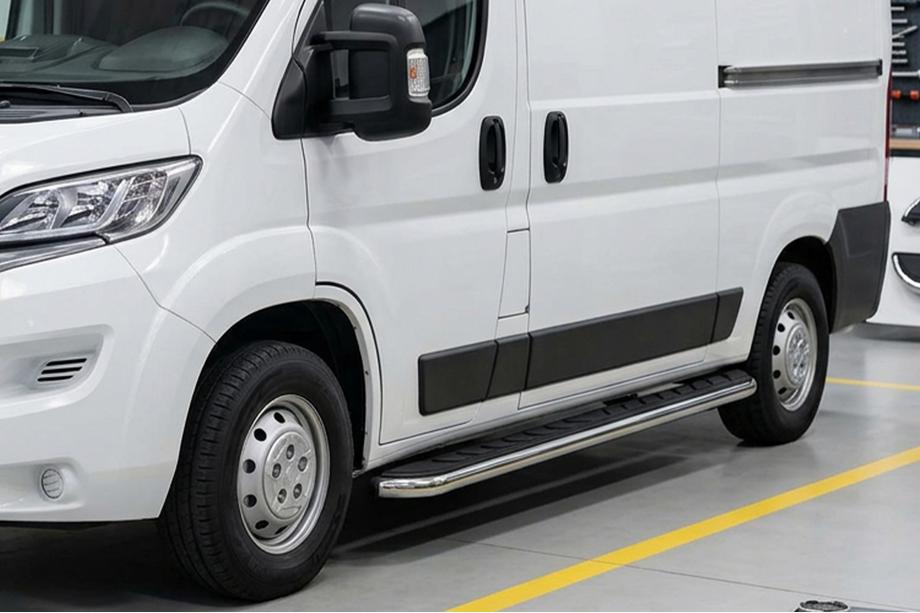 Citroen Jumper 2007-2025 рр. Бокові пороги Maydos V1 (2 шт., Алюміній ↗ нерж) Image