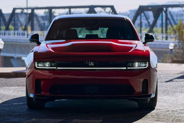 Огляд восьмого покоління Dodge Charger 2024