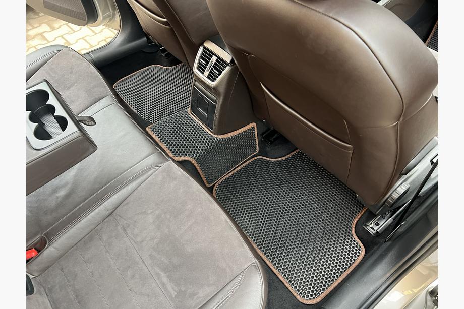 Skoda Octavia III A7 2013-2019 рр. Гумові килимки Carsuit (Чорні) Фото 3