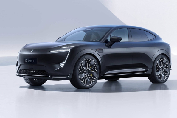 Огляд Avatr 11 REEV 2025: Гібридний люксовий SUV