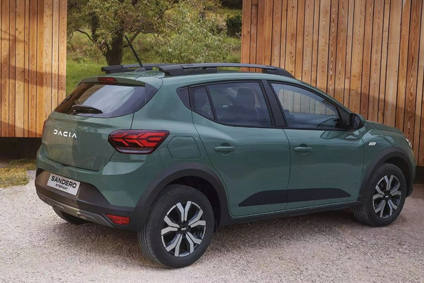 Dacia Sandero Stepway третього покоління: Бюджетний крос-хетчбек Фото 3