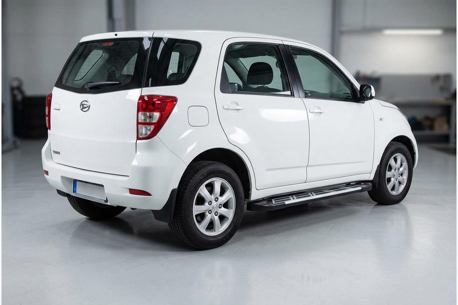 Daihatsu Terios 2006-2017 рр. Бокові пороги Sunrise (2 шт., алюміній) Image