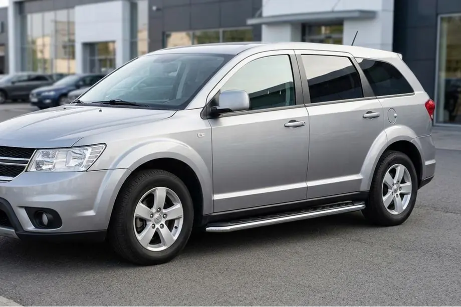 Fiat Freemont 2011-2016 рр. Бокові пороги Maydos V1 (2 шт., Алюміній ↗ нерж) Image