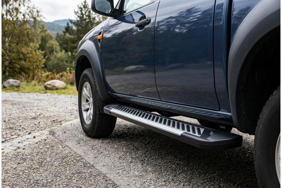 Ford Ranger 2007-2011 рр. Бокові пороги Line (2 шт., Алюміній) Image