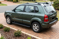 Hyundai Tucson JM 2004- рр. Бокові пороги Bosphorus Black (2 шт., Алюміній) фото 1