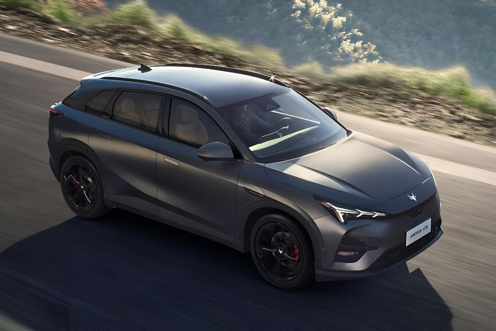 Огляд Arcfox Alpha T5: Електричний SUV для динамічного повсякденного життя