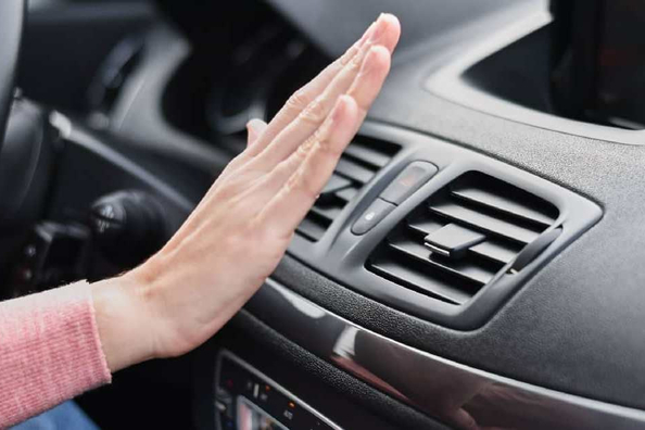 Чому автокондиціонер погано дує: можливі причини