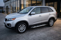 Kia Sorento II XM 2009-2014 рр. Бокові пороги Sunrise (2 шт., Алюміній) 2013-2016 фото 1