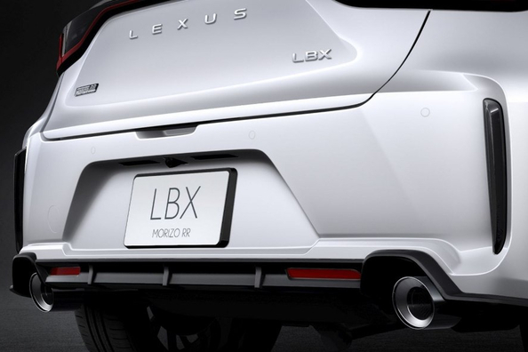 Огляд Lexus LBX Morizo RR: Спортивний акцент у преміум-класі Фото 3