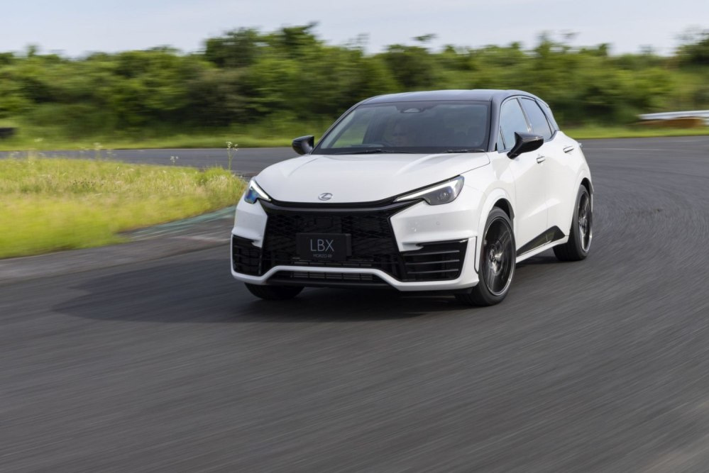 Огляд Lexus LBX Morizo RR: Спортивний акцент у преміум-класі