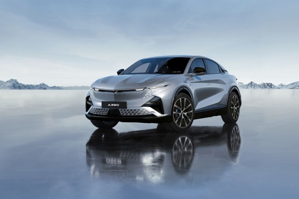 Огляд Alpine A390: Електричний фастбек з динамікою спорткара Фото 4