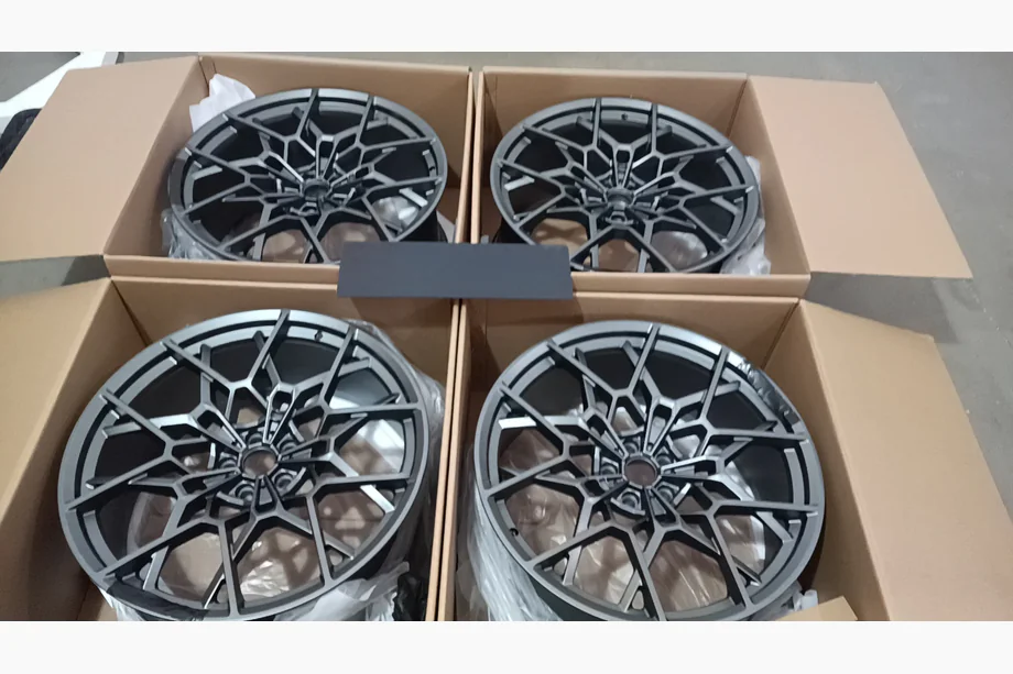 BMW 7 серія G70/G71 2022- рр. Ковані диски OEM R22 V7 (4 шт) Фото 7
