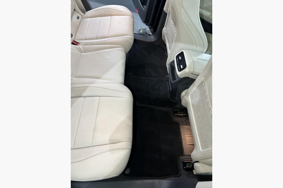 Mercedes GLS X167 2019- рр. Килимки текстильні Classic (3 ряди, Чорний) Фото 4
