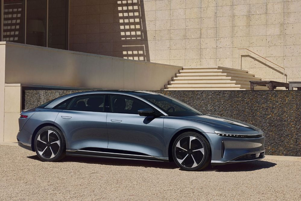 Огляд Lucid Air Touring: Розкіш та інновації в кожній деталі