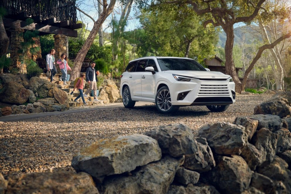 Огляд Lexus TX: Технічні характеристики, комплектації, фото Фото 4