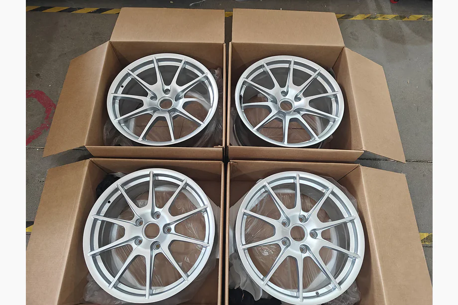 Porsche 911 (997) 2004-2012 рр. Ковані диски OEM R19 V4 (4 шт) Фото 7