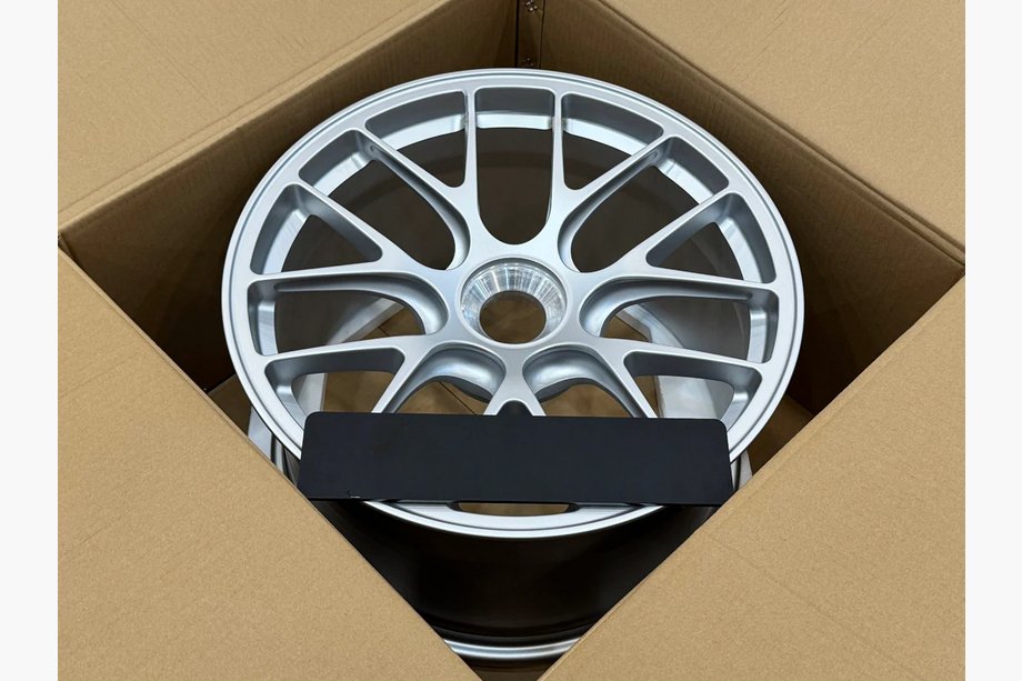 Porsche 911 (991) 2011-2019 рр. Ковані диски OEM R20 V6 (4 шт) Фото 4