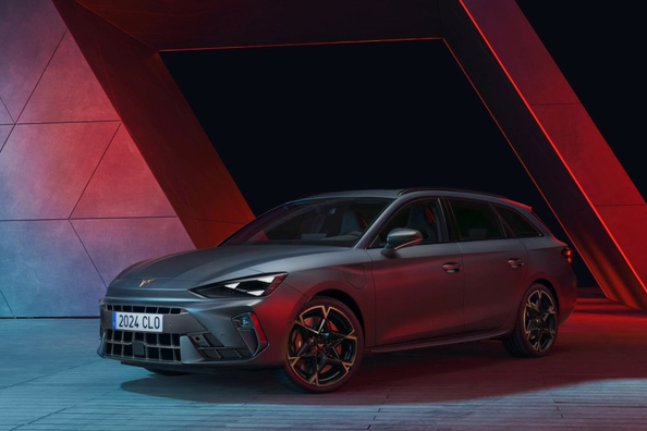 Огляд Cupra Leon Sportstourer 2024: Динамічний універсал