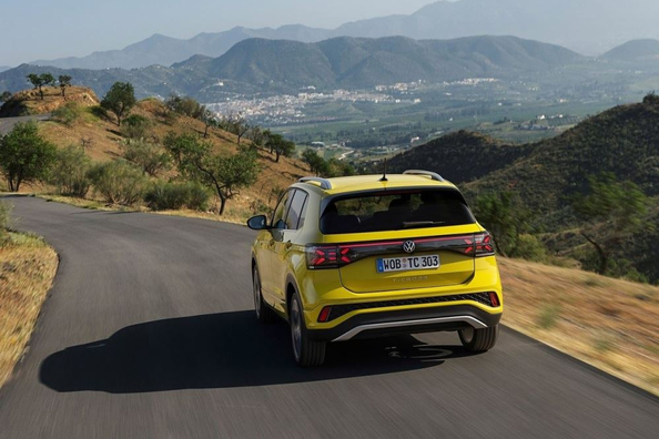 Оновлений Volkswagen T-Cross: Компактний SUV для міста Фото 4