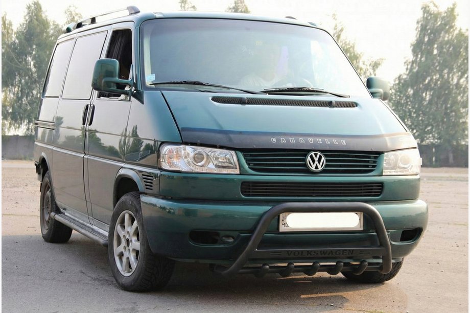 Volkswagen T4 Caravelle/Multivan 1990-2003 рр. Кенгурятник WT004 Black (нерж) Фото 1
