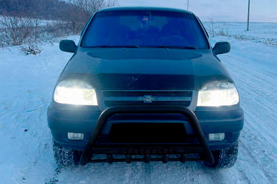 Chevrolet Niva 1998-2020 рр. Кенгурятник WT004 Black (нерж) Фото 2