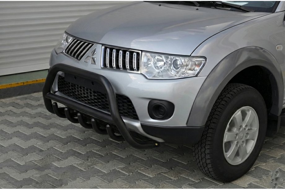 Mitsubishi L200 2006-2015 рр. Кенгурятник WT003 Black (нерж.) Фото 1