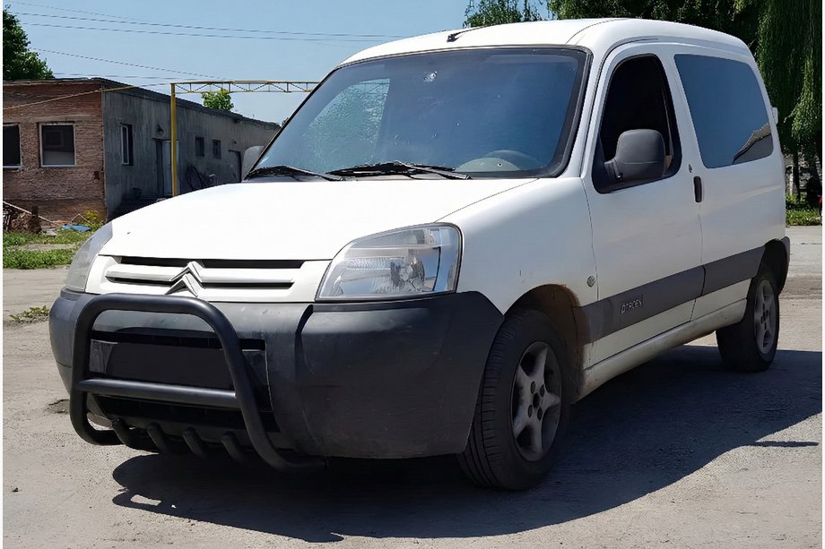 Citroen Berlingo 1996-2008 рр. Кенгурятник WT003 Black (нерж) Фото 3