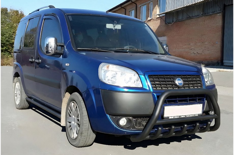 Fiat Doblo I 2001-2005 рр. Кенгурятник WT003 Black (чорний) Image