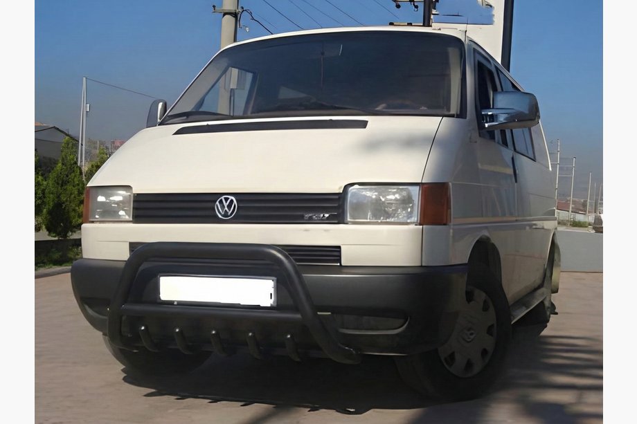 Volkswagen T4 Caravelle/Multivan 1990-2003 рр. Кенгурятник WT003 Black (нерж) Фото 2