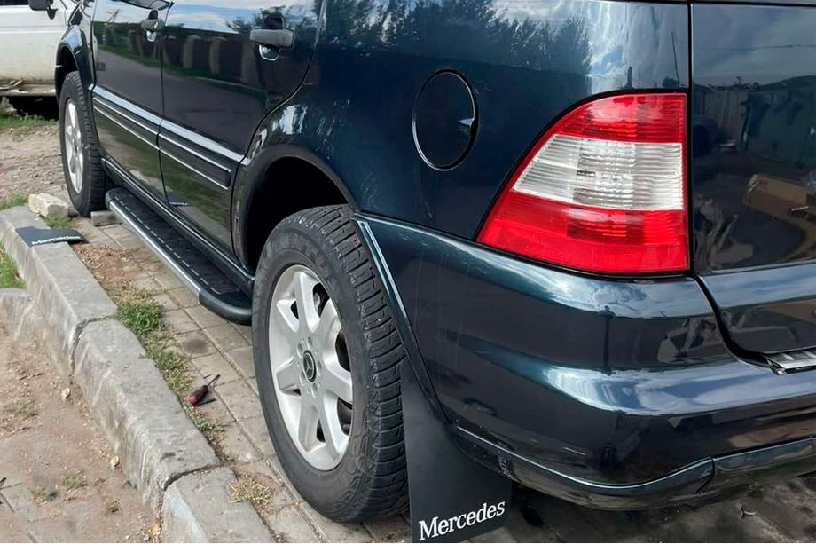 Mercedes ML W163 1997-2005 рр. Бокові пороги Duru (2 шт., Алюміній) Image