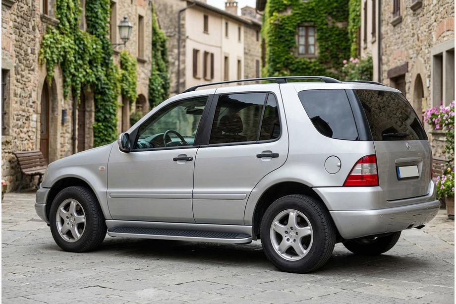 Mercedes ML W163 1997-2005 рр. Бокові пороги Tayga Grey (2 шт., алюміній) Фото 1