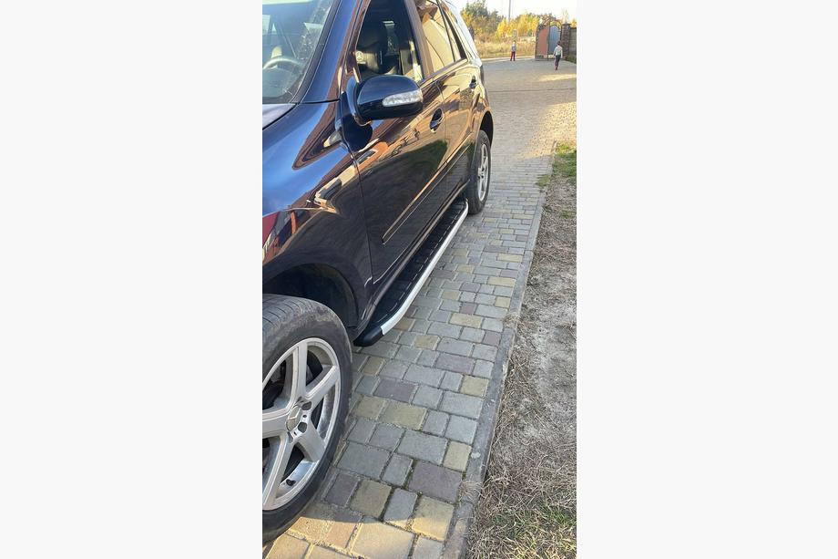 Mercedes ML W164 2005-2011 рр. Бокові пороги Fullmond (2 шт., Алюміній) Image