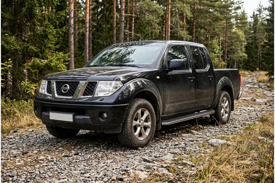 Nissan Navara 2006-2015 рр. Бокові пороги Maydos V1 (2 шт., Алюміній ↗ нерж) Image