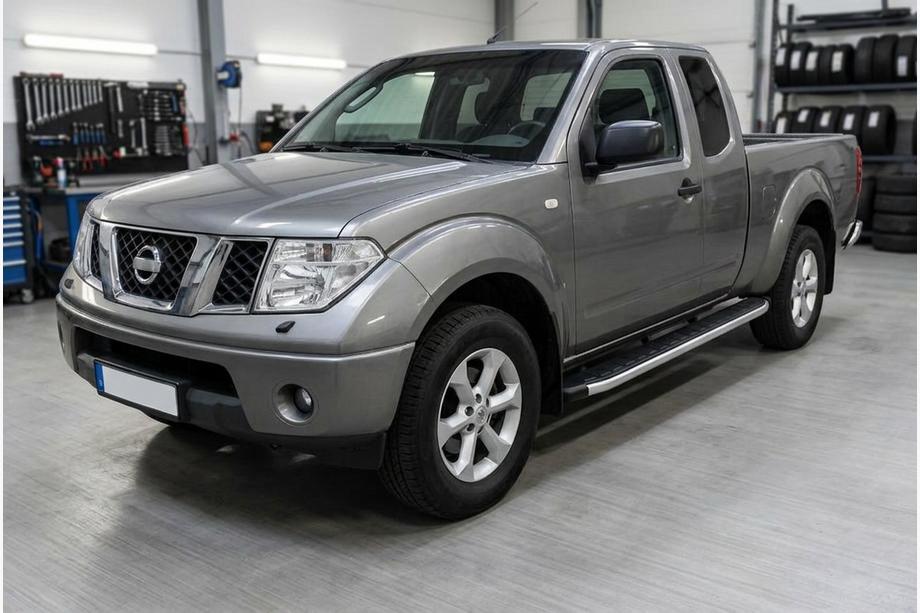 Nissan NP300 1999-2015 рр. Бокові пороги Fullmond (2 шт., Алюміній) Image