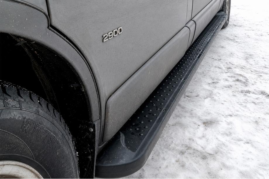 Opel Vivaro 2001-2015 рр. Бокові пороги Allmond Black (2 шт., алюміній) Image