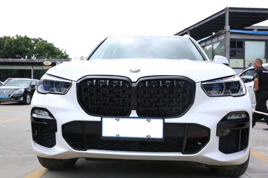 BMW X5 G05 2019-2026 рр. Ніздрі Diamond Black (2018-2022, чорний глянець) Фото 1