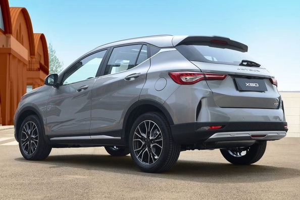 Jetour X50: Компактний кросовер для міського середовища Фото 3