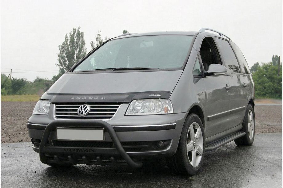 Volkswagen Sharan 2010-2023 рр. Кенгурятник WT004 Black (нерж) Фото 2