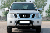 Nissan Navara 2006-2015 рр. Кенгурятник WT008 Black (нерж) фото 2